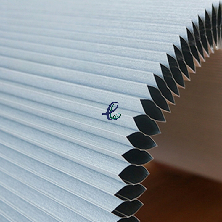 Aluminium-coated Nonwoven Fabric.jpg